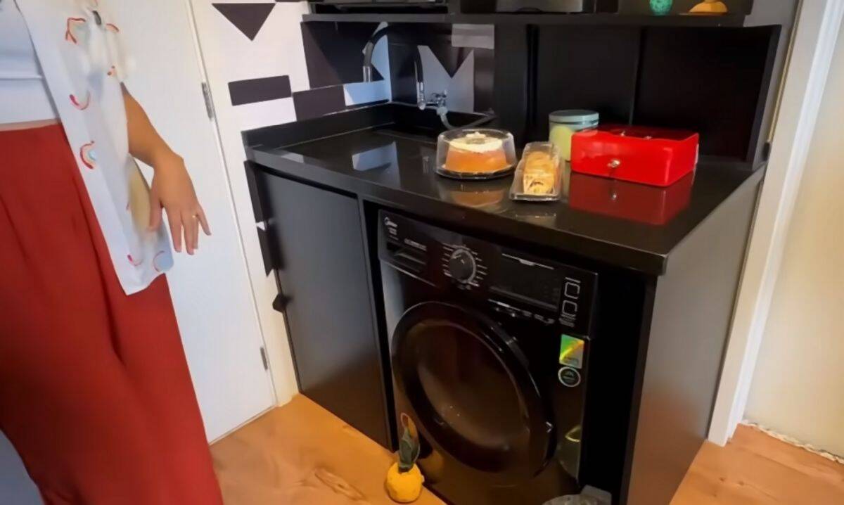 Mali stan od 26 kvadrata sa odvojenom spavaćom sobom 06.jpg