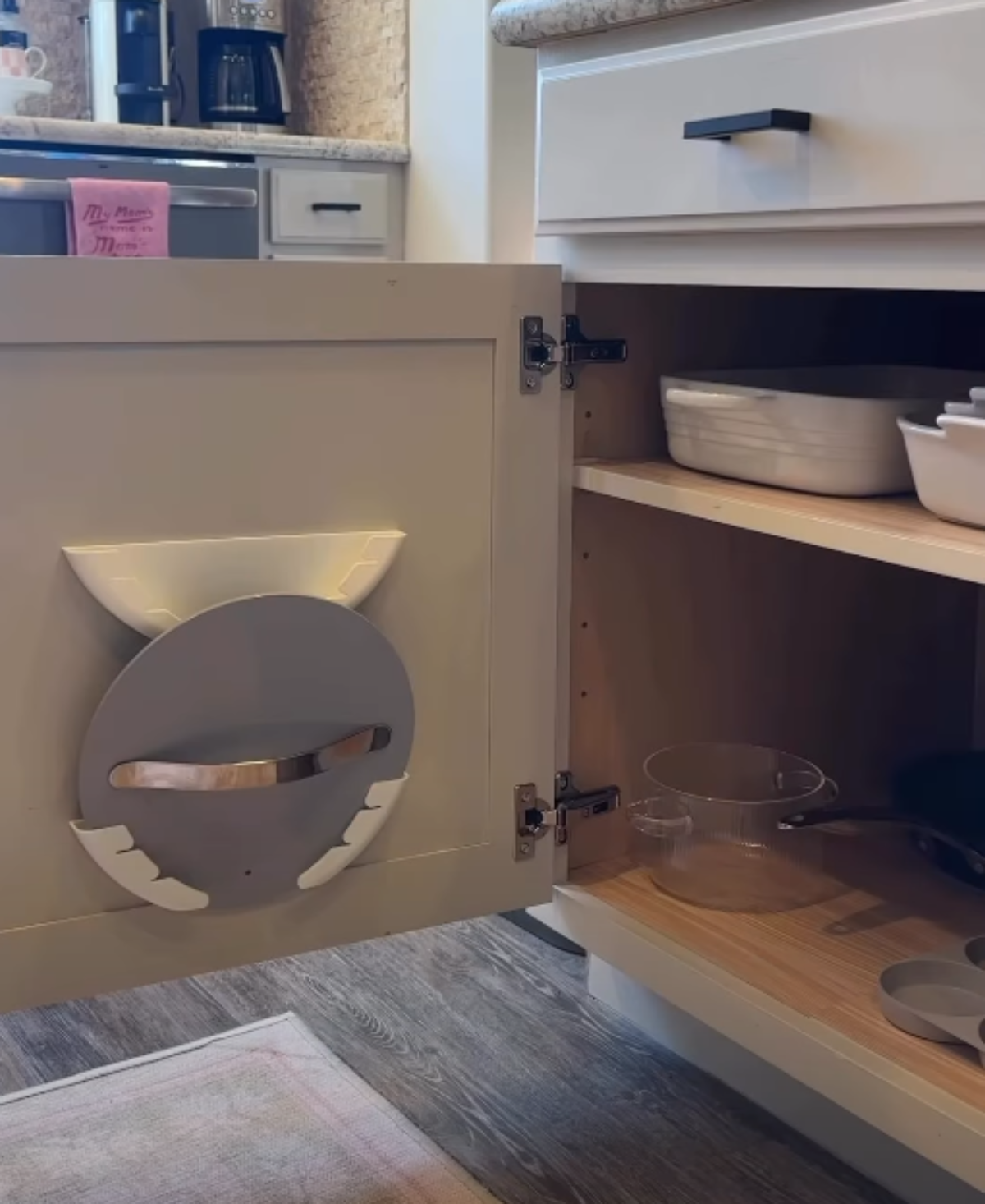 Organizatori za poklopce u kuhinji