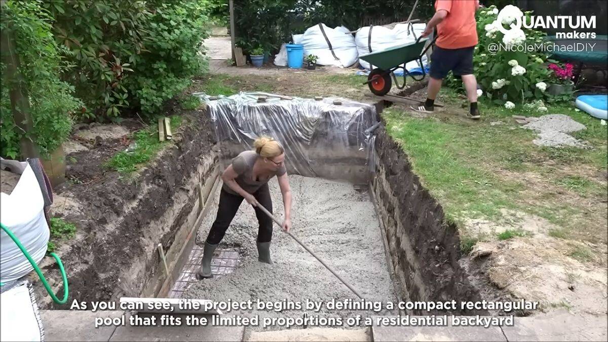 mama napravila sama bazen u dvoristu 005.jpg