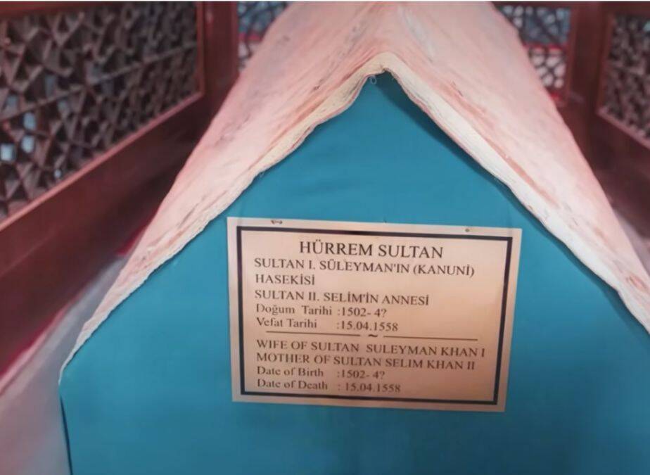 hurem0004.jpg