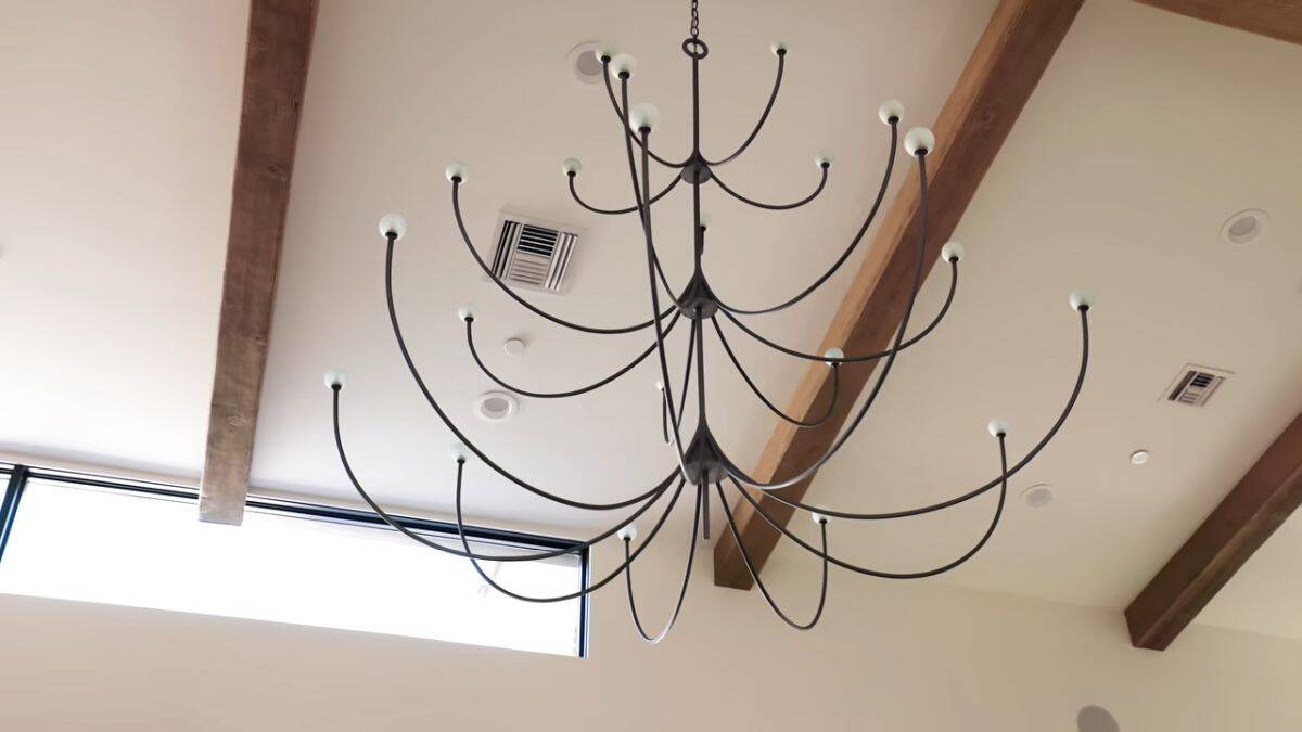 najlepši lusteri i lampe za vaš stan