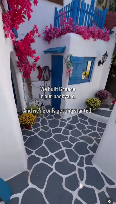 mala Grčka u dvorištu