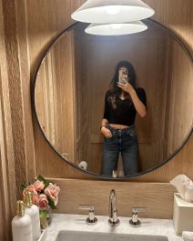 dara huang 4-min.jpg