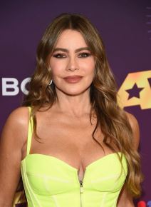 sofija vergara 0902745044-min.jpg