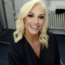 anja mit 6.jpg