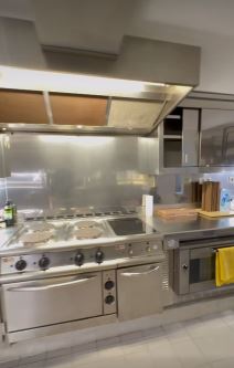 Karl Legerfeld kancelarija