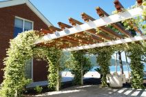 Kako da napravite pergolu za terasu i dvorište