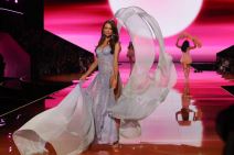 viktorijas sikret revija andjeli 1045829573.jpg