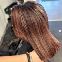 Topla svetlosmeđa boja kose