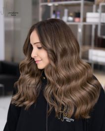 Lešnik braon boja kose