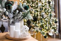 Novogodišnja dekoracija za sto