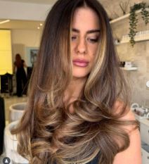 Vintidž volumen frizura