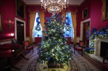 Novogodišnja dekoracija u Beloj kući