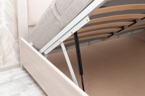 Krevet sa mestom za odlaganje