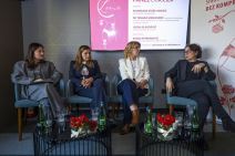 Panel o mesečnom ciklusu žena