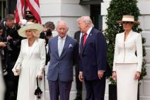 Melanija Tramp Kamila Parker 1095024927.jpg