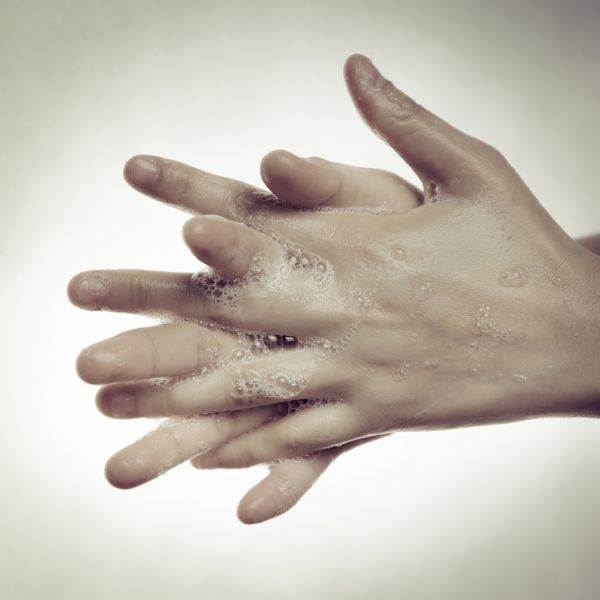 Koji sapun više isušuje kožu, tečni ili čvrst