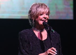 lepa lukic 5-min.jpg