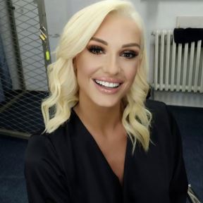 anja mit 6.jpg