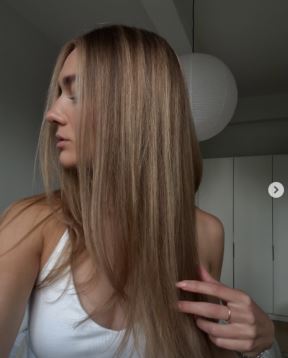 Tamniji med boja kose