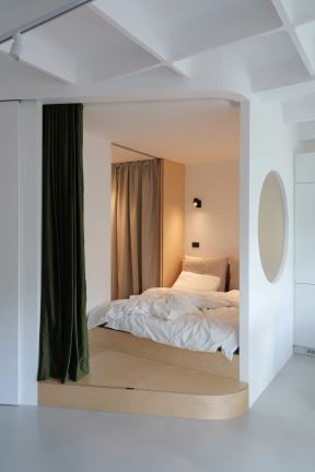 Mali stan u Novom Sadu Parazit Habitat