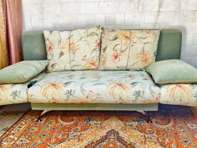 Sofa sa dezenom