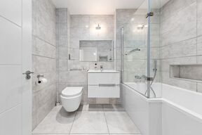 wc solja0005.jpg