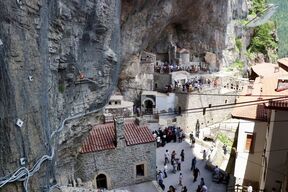 manastir_sumela1113715493.jpg