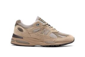 New Balance 991v2 Walnut Shitake 002.jpg