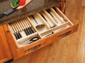 Novi način da organizujete noževe u kuhinji