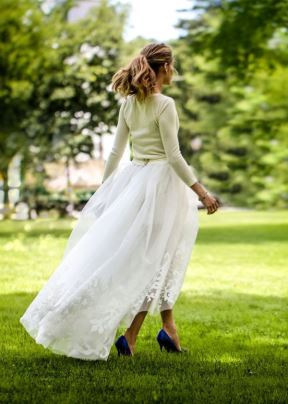 Neobičan modni izbor Olivije Palermo: beli šorts umesto venčanice