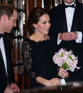 Modni trenutak: princeza elegancije Kejt Midlton osvojila londonski Paladijum (FOTO)