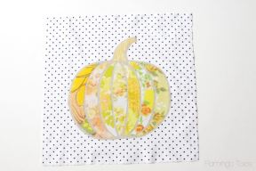 Idealan poklon ili osveženje za vašu dnevnu sobu: napravite slatki jesenji jastučić "bundeva"