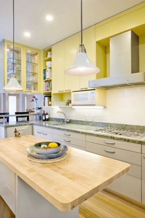 Najslađi stan za mladi par: veseli apartman u najlepšoj nijansi žute boje