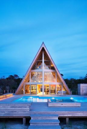 Zanimljiva kuća za uživanje u prirodi: planinski krov za vikendicu na vodi