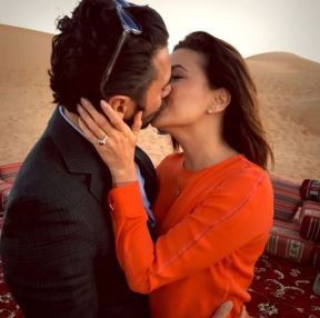 "Očajna domaćica" pred udajom: Eva Longorija (40) odabrala verenički prsten sa rubinom! (FOTO)