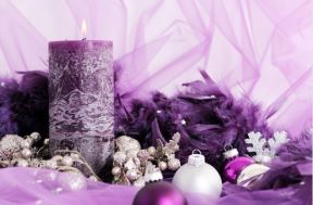 Ideje za prazničnu dekoraciju: Nova godina u ljubičastim nijansama