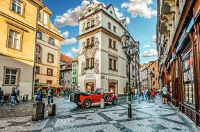 ČEŠKA - PRAG JE GRAD 14 MOSTOVA: Zlatna ulica i Plešuća zgrada su samo neke od znamenitosti koje treba videti