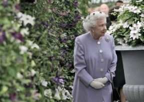 Britanska kraljica na izložbi cveća