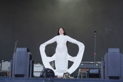 marina abramovic 0885553917-min.jpg