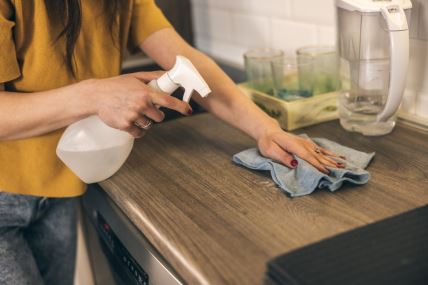 Sprej za čišćenje prašine možete napraviti sami