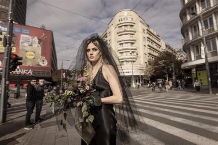 CRNA VENCANICA 1 SMALL.jpg