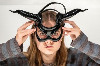 maska princ tame ozi ozborn 1048552424 (1).jpg