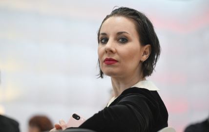 Hana je elitna eskort dama sveta