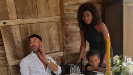 Naledi Repaja sa mužem i sinom