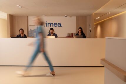 logo 2.jpg