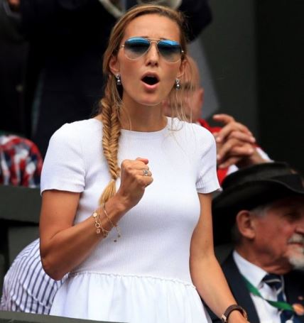 Ovo je amajlija Jelene Đoković: evo koliko košta skupocena ogrlica Novakove supruge (FOTO)