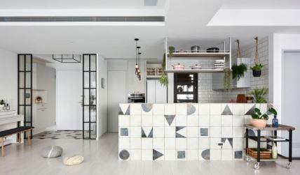 Skandinavski dizajn u dvosobnom stanu: elegantan i udoban dom za malu porodicu (FOTO)