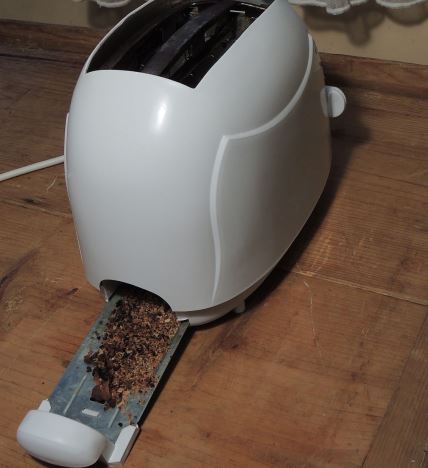 kako ocistiti toster mrve fioka tiktok trik