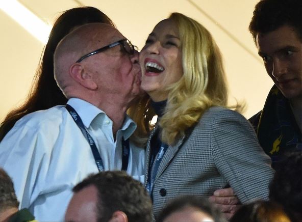 dzeri hol i rupert murdok